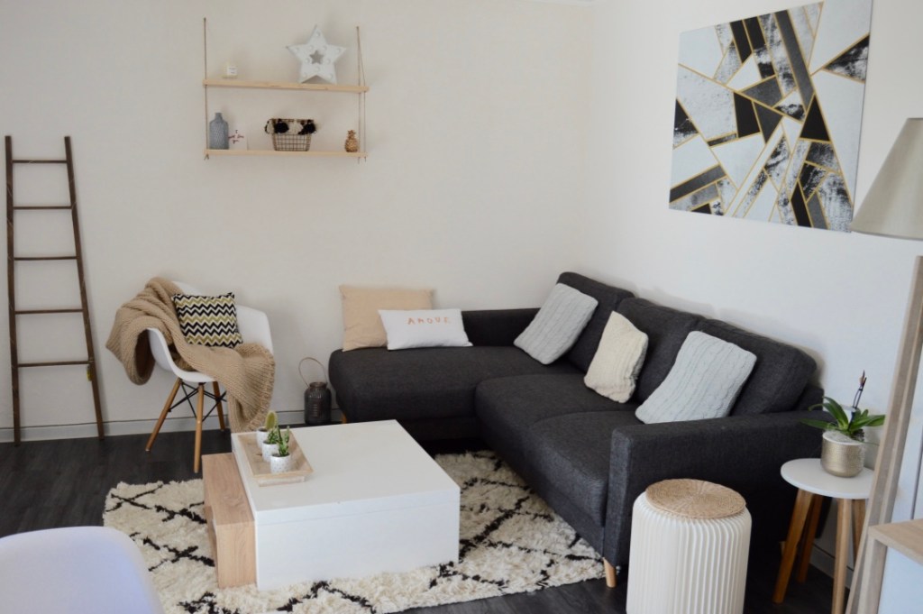 ~ Home tour, round&nbsp;4.