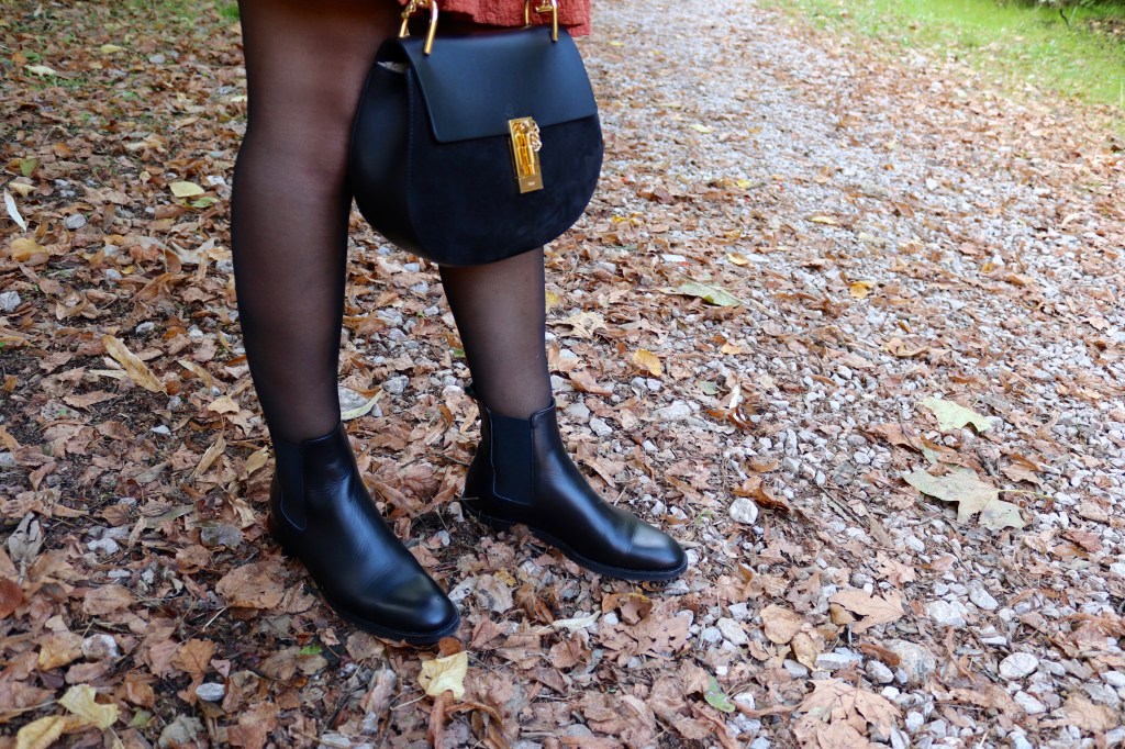 ~ Un look en chelsea&nbsp;boot.